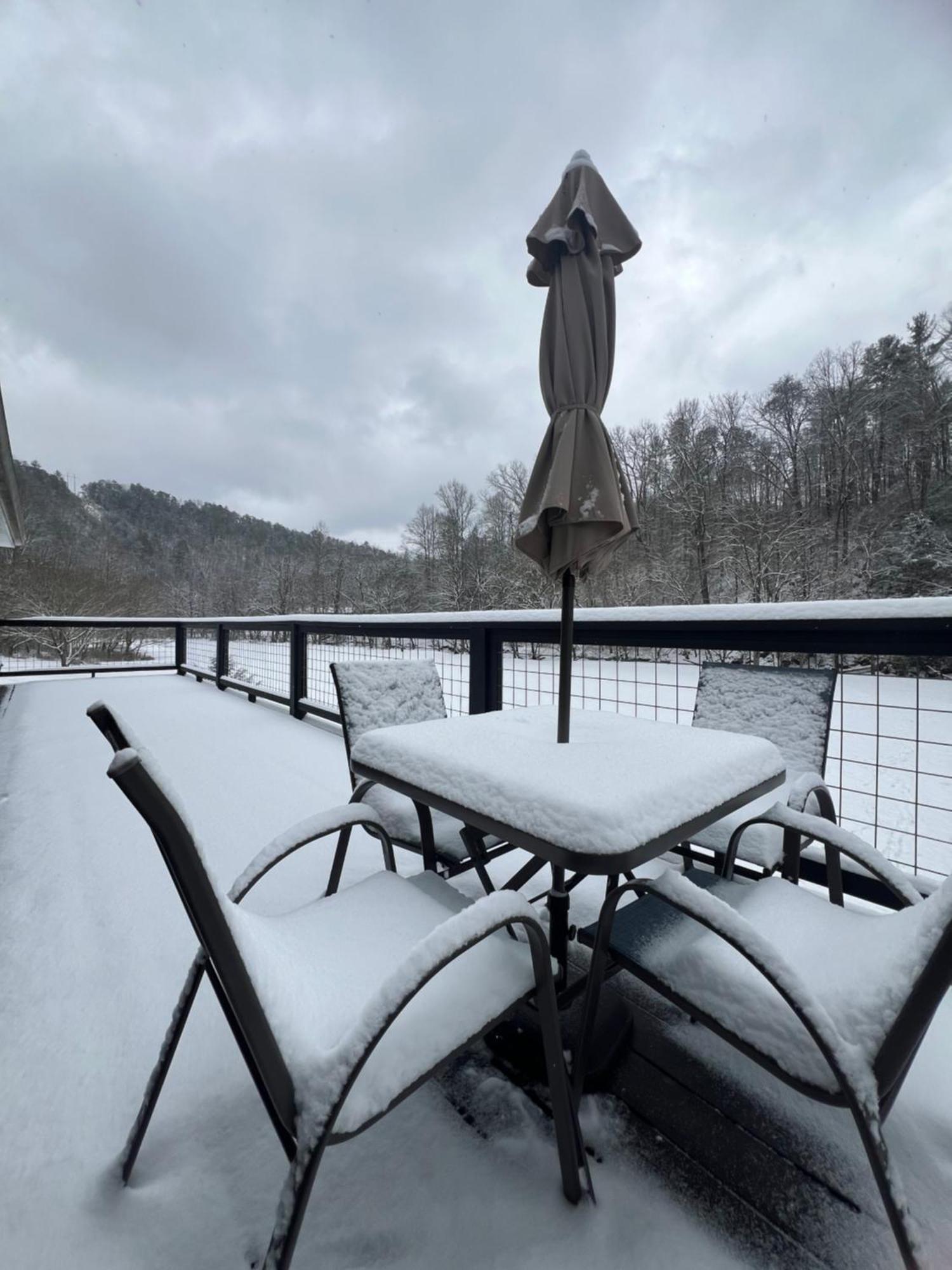 Firefly Fields 2-Acres With Guest House, Game Room, Mountain & River Views Sevierville Exteriér fotografie